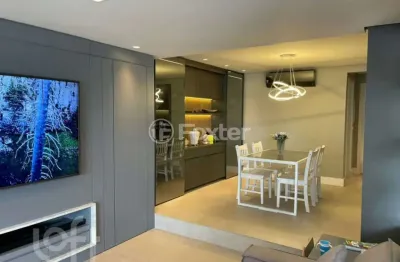 Casa com 3 quartos à venda na avenida general barreto viana, 277, chácara das pedras, porto alegre, 213 m2 por r$ 1.990.000
