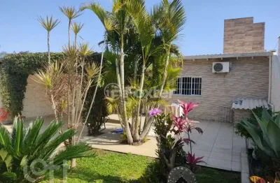 Casa com 2 quartos à venda na rua santa luzia, 138, olaria, canoas, 80 m2 por r$ 320.100