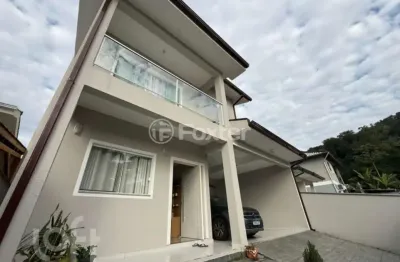 Casa com 3 quartos à venda na rua colombo salles, 00135, bela vista, palhoça, 200 m2 por r$ 800.000
