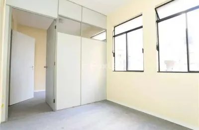 Sala comercial com 2 salas à venda na rua general vitorino, 129, centro histórico, porto alegre, 33 m2 por r$ 45.000