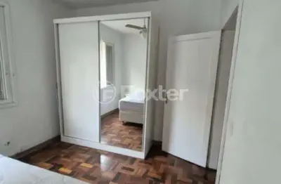 Apartamento com 2 quartos à venda na rua santa cecília, 1315, rio branco, porto alegre, 51 m2 por r$ 275.000