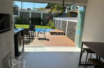 Casa com 3 quartos à venda na rua silvio lopes araújo, 121, rio tavares, florianópolis, 124 m2 por r$ 2.000.000