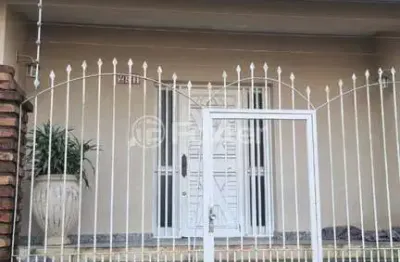 Casa com 3 quartos à venda na rua juruá, 251, jardim são pedro, porto alegre, 313 m2 por r$ 950.000
