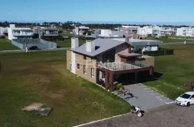 Casa em condomínio fechado com 3 quartos à venda na undefined prefeito joão luiz da silva, 450, centro, passo de torres, 230 m2 por r$ 1.590.000