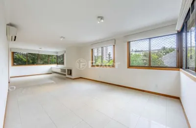 Apartamento com 3 quartos à venda na travessa saúde, 92, auxiliadora, porto alegre, 145 m2 por r$ 1.500.000