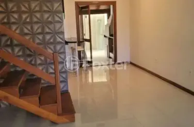 Casa em condomínio fechado com 2 quartos à venda na avenida edgar pires de castro, 1286, hípica, porto alegre, 140 m2 por r$ 650.000