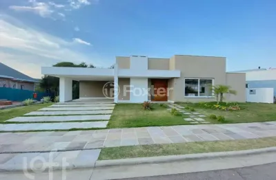 Casa em condomínio fechado com 4 quartos à venda na estrada das três meninas, 2000, vila nova, porto alegre, 230 m2 por r$ 1.900.000