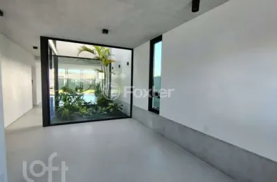 Casa com 3 quartos à venda na rua dos lordes, 56, ingleses do rio vermelho, florianópolis, 250 m2 por r$ 1.950.000