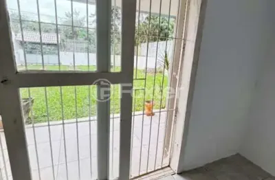 Casa com 4 quartos à venda na avenida juca batista, 9712, belém novo, porto alegre, 230 m2 por r$ 530.000