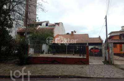 Casa com 2 quartos à venda na travessa vileta, 322, jardim botânico, porto alegre, 215 m2 por r$ 1.800.000