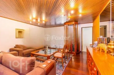 Casa com 4 quartos à venda na rua matias josé bins, 777, três figueiras, porto alegre, 338 m2 por r$ 2.700.000