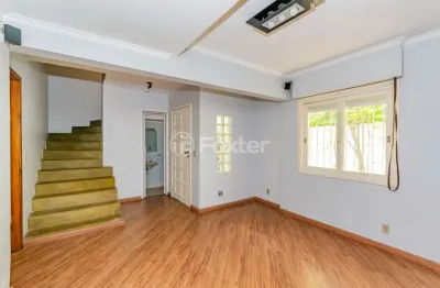 Casa em condomínio fechado com 3 quartos à venda na rua upamaroti, 1129, cristal, porto alegre, 138 m2 por r$ 399.000