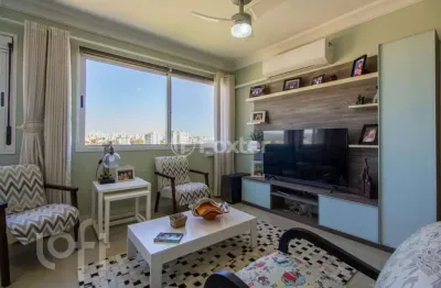 Apartamento com 2 quartos à venda na avenida dom cláudio josé gonçalves ponce de leão, 240, vila ipiranga, porto alegre, 68 m2 por r$ 479.000