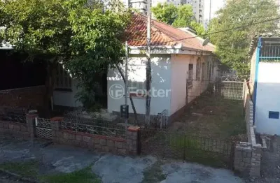Terreno à venda na rua josé scutari, 76, passo da areia, porto alegre, 345 m2 por r$ 704.400