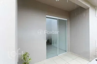 Casa com 2 quartos à venda na avenida doutor sezefredo azambuja vieira, 5995, olaria, canoas, 36 m2 por r$ 200.000