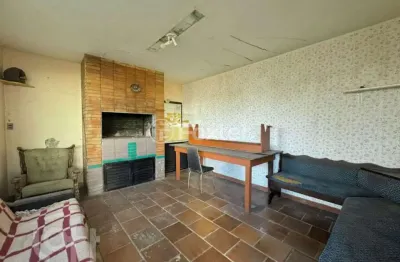 Casa com 5 quartos à venda na rua santa terezinha, 548, nossa senhora das graças, canoas, 239 m2 por r$ 980.000
