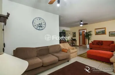 Apartamento com 3 quartos à venda na rua coronel aurélio bitencourt, 220, rio branco, porto alegre, 112 m2 por r$ 680.000