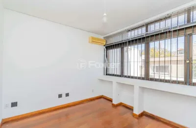 Sala comercial com 3 salas à venda na rua miguel tostes, 647, rio branco, porto alegre, 40 m2 por r$ 210.000