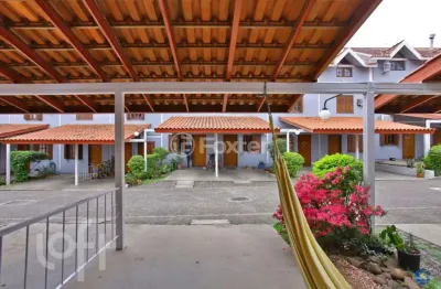 Casa em condomínio fechado com 2 quartos à venda na avenida otto niemeyer, 2417, tristeza, porto alegre, 94 m2 por r$ 380.000