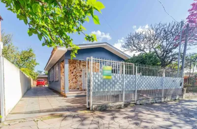Casa com 3 quartos à venda na rua arapei, 391, cristal, porto alegre, 109 m2 por r$ 550.000