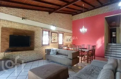Casa com 4 quartos à venda na rua sebastião laurentino da silva, 907, córrego grande, florianópolis, 210 m2 por r$ 1.980.000