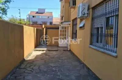 Apartamento com 2 quartos à venda na rua doutor barcelos, 2631, tristeza, porto alegre, 63 m2 por r$ 300.000