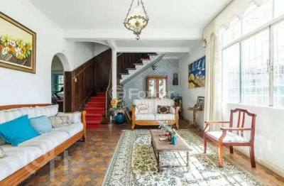 Casa com 3 quartos à venda na rua professor langendonck, 209, petrópolis, porto alegre, 260 m2 por r$ 2.200.000