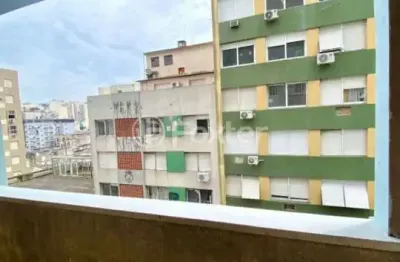 Apartamento com 2 quartos à venda na avenida senador salgado filho, 327, centro histórico, porto alegre, 50 m2 por r$ 136.000