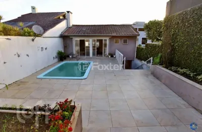 Casa com 5 quartos à venda na rua campos elíseos, 70, glória, porto alegre, 294 m2 por r$ 1.030.000