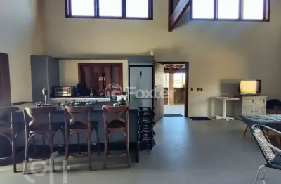 Casa com 3 quartos à venda na rua sagrada familia, 7541, pinheira, palhoça, 191 m2 por r$ 1.215.000