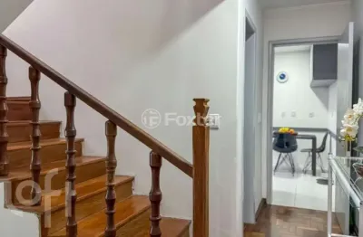 Casa com 3 quartos à venda na rua marcílio dias, 1391, menino deus, porto alegre, 214 m2 por r$ 1.700.000