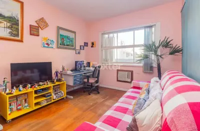 Apartamento com 3 quartos à venda na avenida nova york, 117, auxiliadora, porto alegre, 86 m2 por r$ 360.000