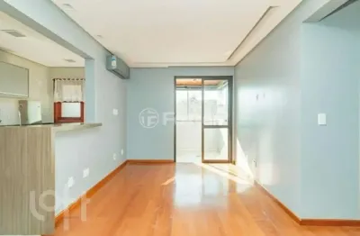 Apartamento com 2 quartos à venda na rua sapê, 780, passo da areia, porto alegre, 61 m2 por r$ 435.000