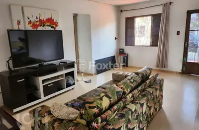 Casa com 4 quartos à venda na rua joão do rio, 405, partenon, porto alegre, 263 m2 por r$ 425.000