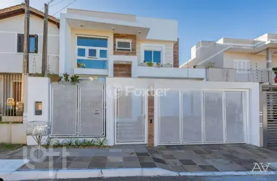 Casa com 3 quartos à venda na rua doutor iran maciel, 62, estância velha, canoas, 171 m2 por r$ 1.289.900