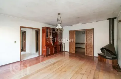 Casa com 3 quartos à venda na rua indianápolis, 140, três figueiras, porto alegre, 280 m2 por r$ 1.590.000