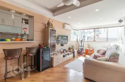 Apartamento com 2 quartos à venda na rua miguel couto, 570, menino deus, porto alegre, 77 m2 por r$ 560.000