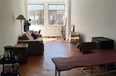 Sala comercial com 1 sala à venda na rua general andrade neves, 159, centro histórico, porto alegre, 40 m2 por r$ 70.000