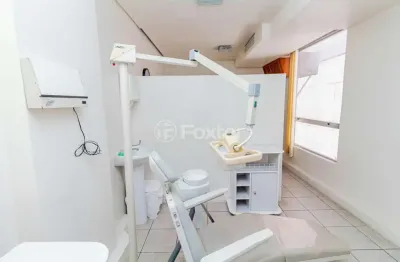 Sala comercial com 3 salas à venda na avenida taquara, 572, petrópolis, porto alegre, 45 m2 por r$ 228.000