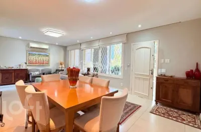 Casa com 3 quartos à venda na rua general souza doca, 77, petrópolis, porto alegre, 205 m2 por r$ 1.590.000