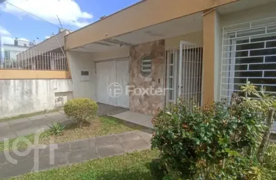 Casa com 3 quartos à venda na rua professor guerreiro lima, 539, partenon, porto alegre, 225 m2 por r$ 800.000