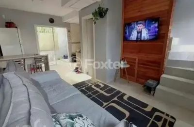 Casa com 2 quartos à venda na rua crisântemos, 168, águas mortas, gravataí, 63 m2 por r$ 250.000