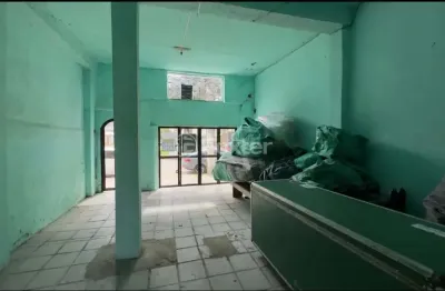 Casa com 2 quartos à venda na rua dezessete de junho, 857, menino deus, porto alegre, 100 m2 por r$ 800.000