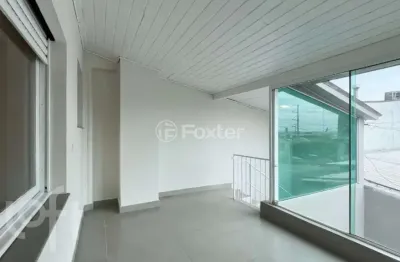 Casa com 3 quartos à venda na rua augusto attílio giordani, 174, são sebastião, porto alegre, 174 m2 por r$ 690.000