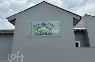 Casa em condomínio fechado com 2 quartos à venda na rua são pedro, 630, castelo branco, gravataí, 42 m2 por r$ 209.900