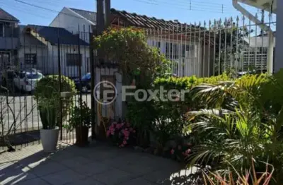 Casa com 2 quartos à venda na rua norival paranaguá de andrade, 94, hípica, porto alegre, 188 m2 por r$ 370.000