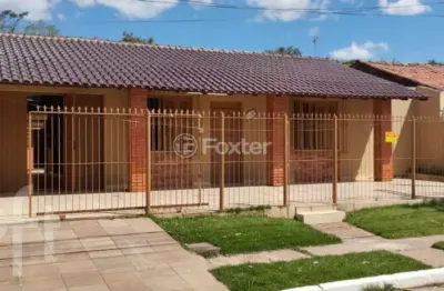 Casa com 5 quartos à venda na Rua das Araras, 1126, Harmonia, Canoas, 250 m2 por R$ 600.000