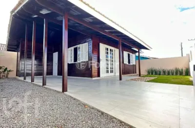 Casa com 2 quartos à venda na servidão acelino epifânio dos santos, 313, são joão do rio vermelho, florianópolis, 60 m2 por r$ 380.000