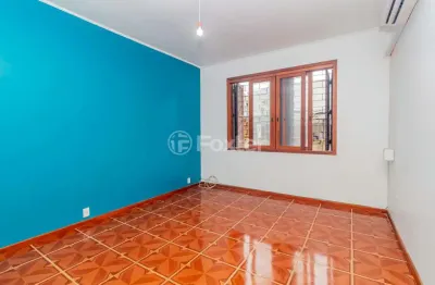 Apartamento com 2 quartos à venda na rua marcelo gama, 225, são joão, porto alegre, 65 m2 por r$ 390.000