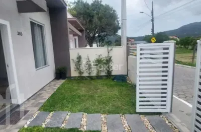 Casa com 2 quartos à venda na servidão alayde francisca de oliveira, 386, são joão do rio vermelho, florianópolis, 102 m2 por r$ 480.000